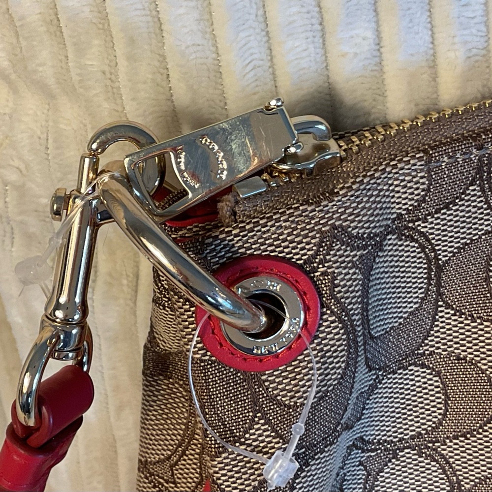 Authentic COACH Signature Crossbody Bag New tag Khaki/Red - Picture 10 of 14
